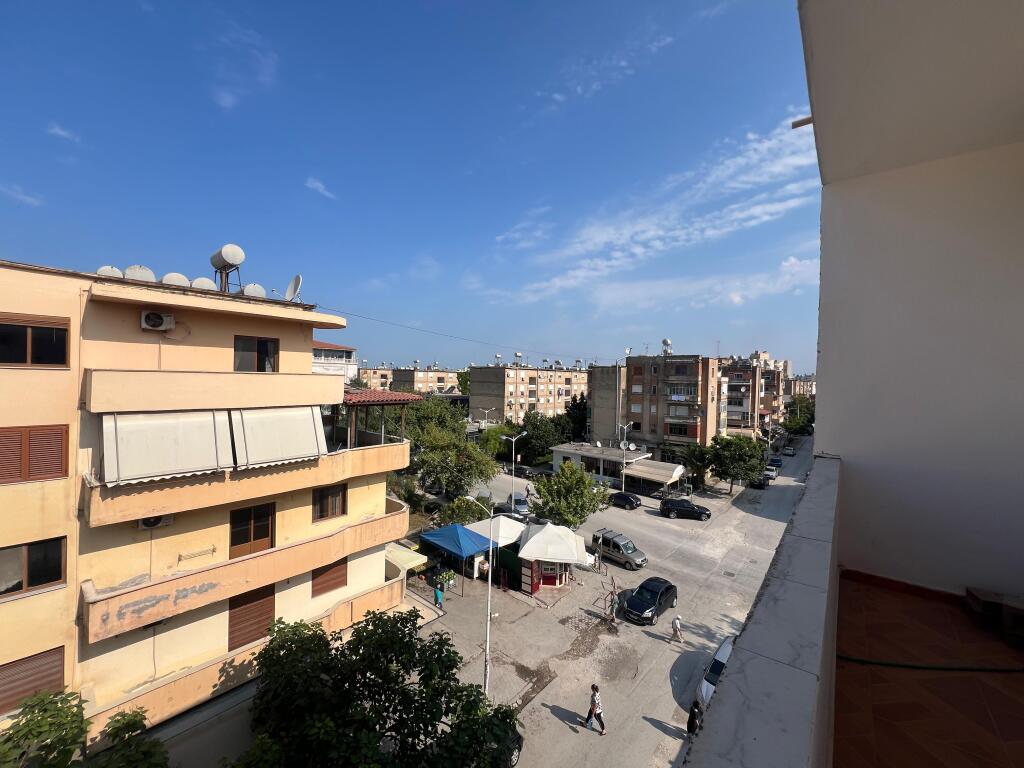 Apartament për Shitje në Pallat Ekzistues në Vlorë