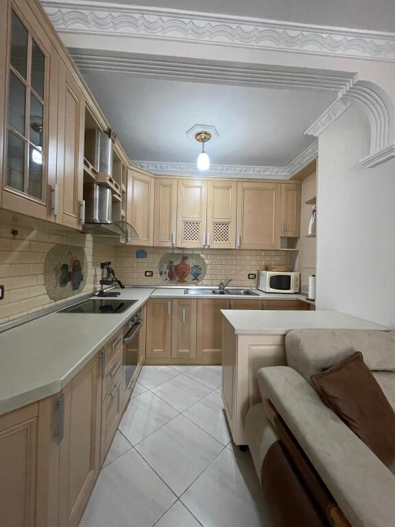 Apartament 2+1 me qira tek ish Parku