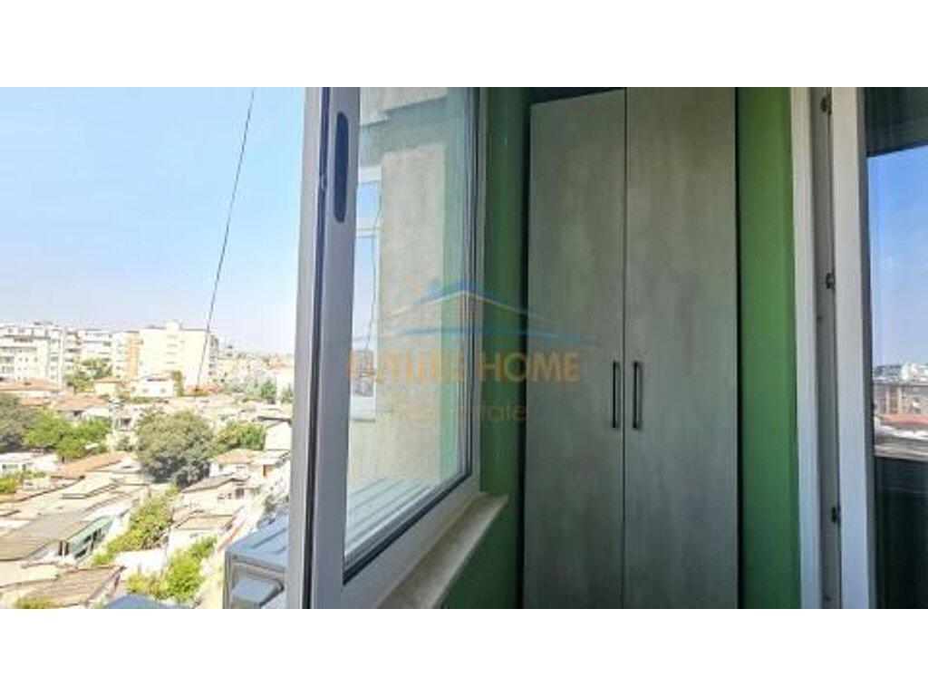 Shitet, Apartament 1+1, Bulevardi Zhan D'Ark, Tirane.