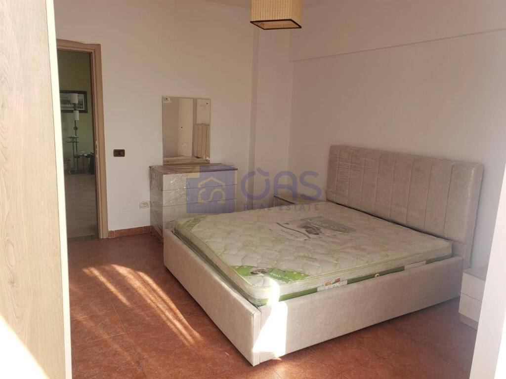 Apartment 2+1 for rent in Komuna e Parisit