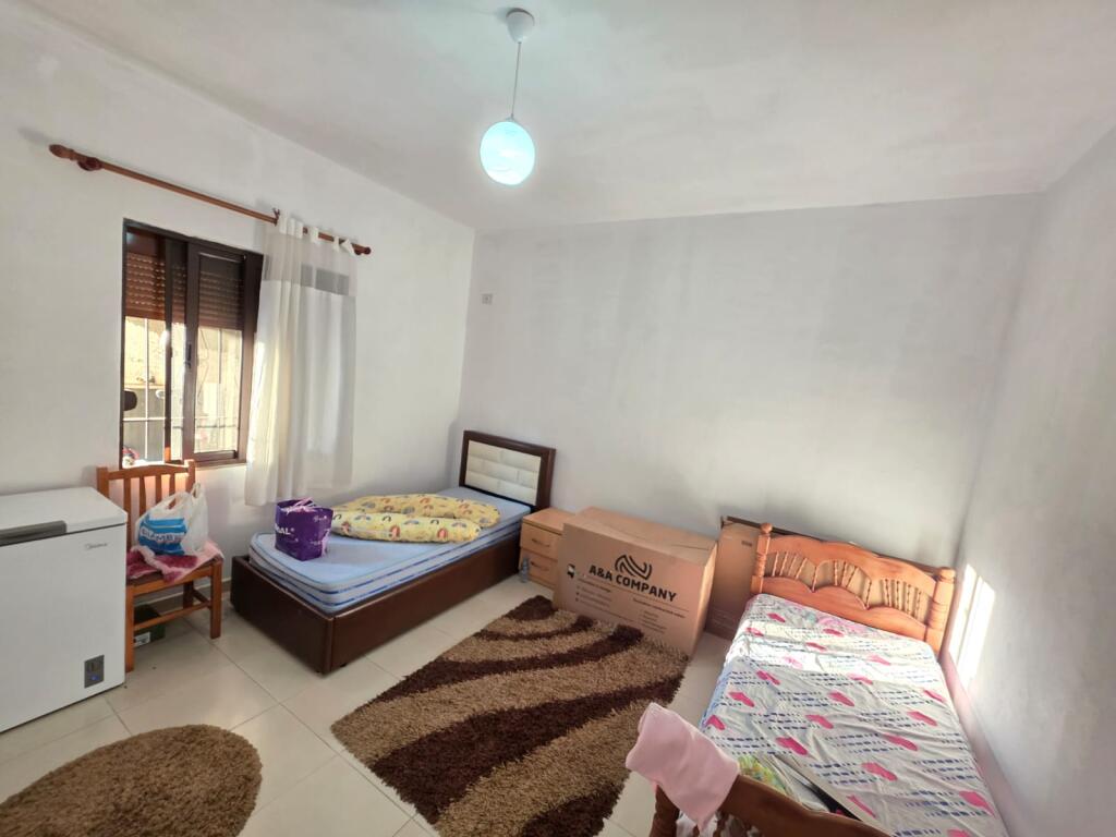 apartament 2+1 me qira ne Yzberisht