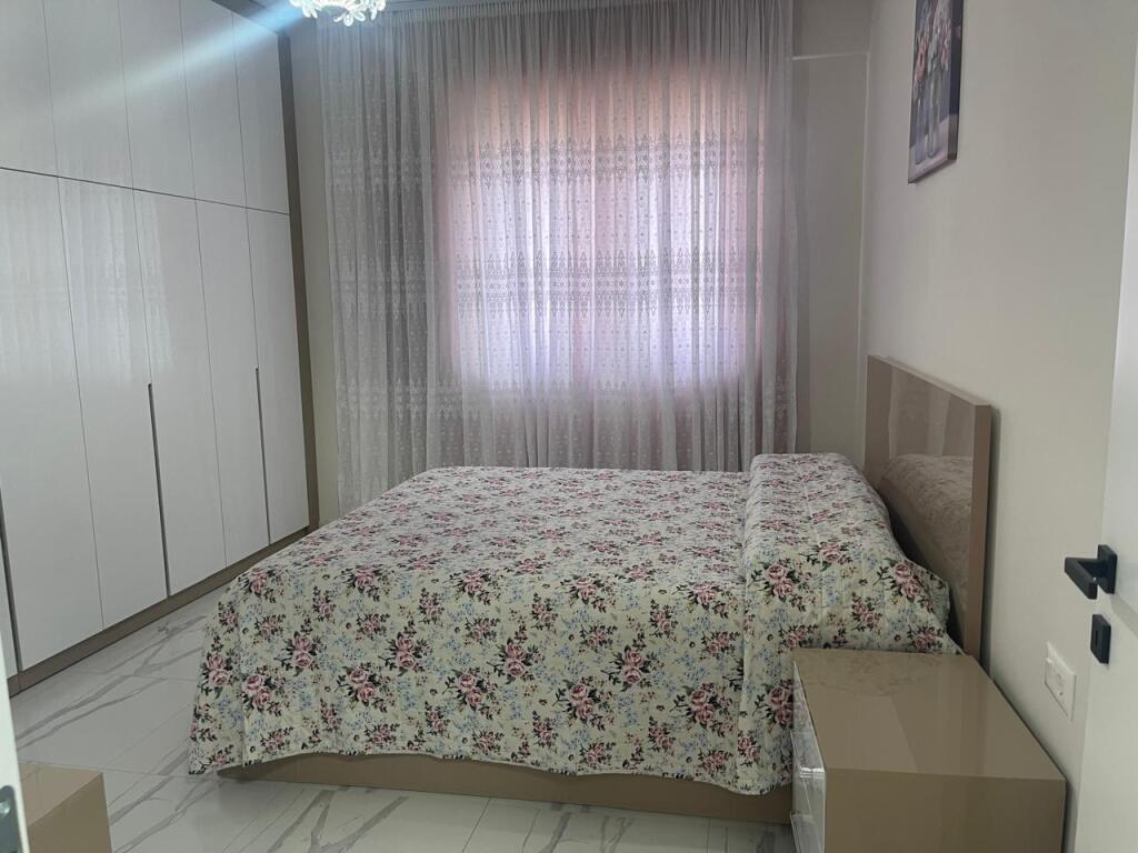Apartament 2+1 me qira tek Fusha e Aviacionit