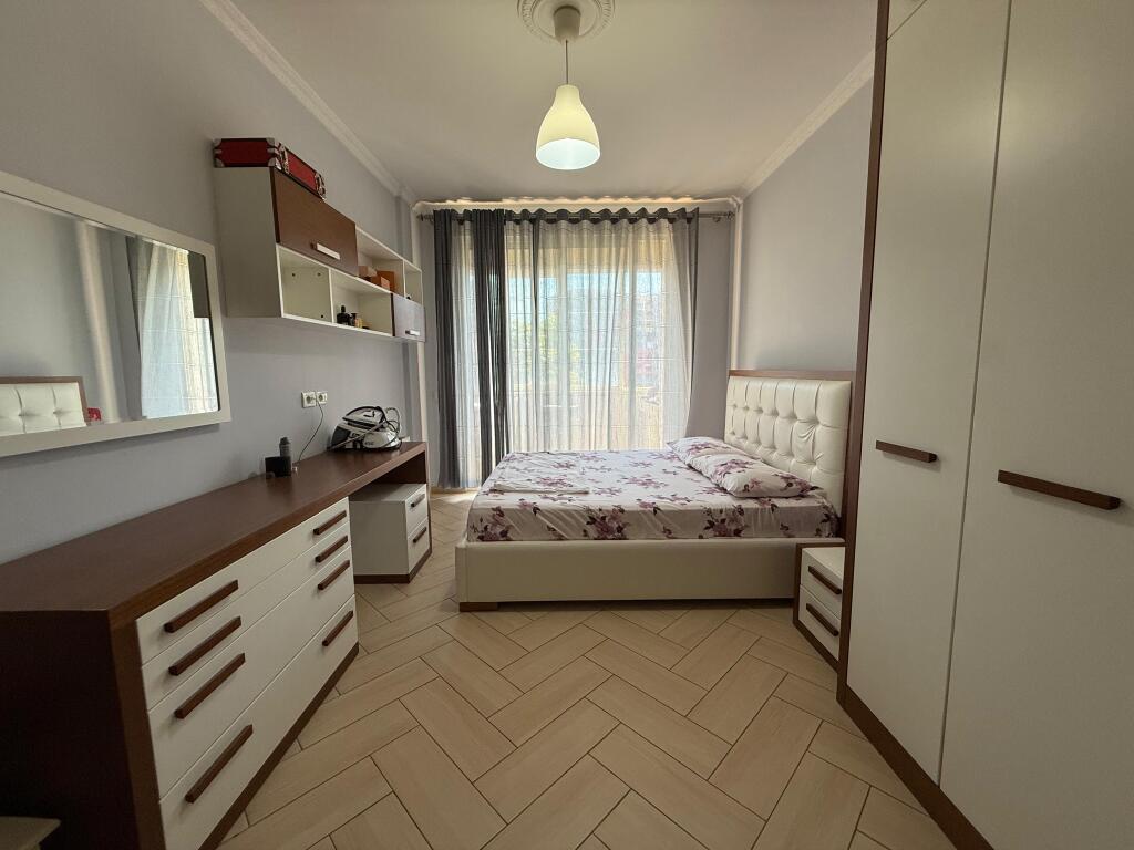 Apartament 2+1 me Qira ne Unaze te Re, Astir!