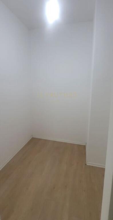 Apartament me qera per zyra tek kompleksi Kontakt,