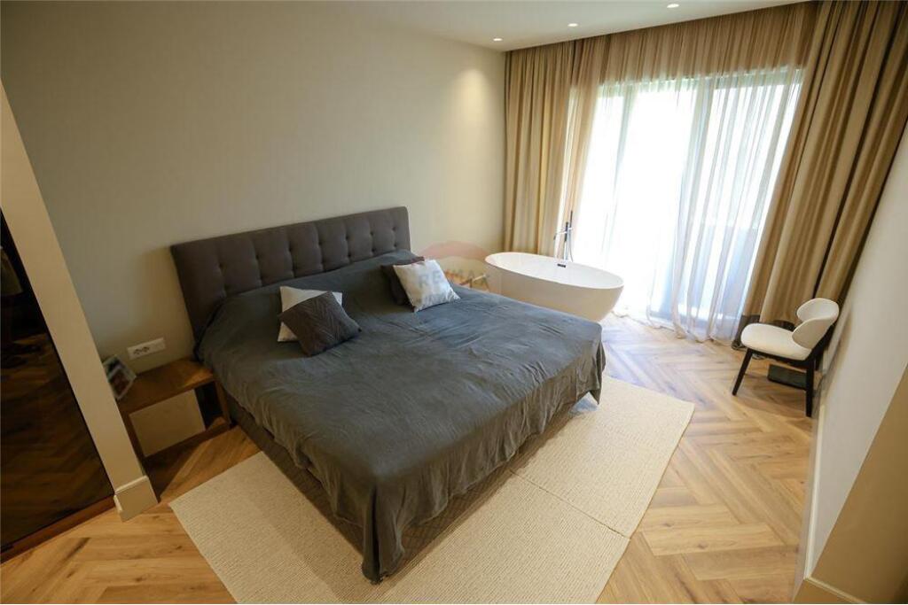 Duplex për shitje në formë vilete tek Kodra e Diellit, zgjerimi.