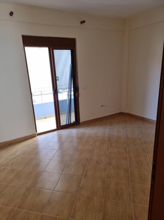 Apartament 1+1 për qira, Kodra e Priftit