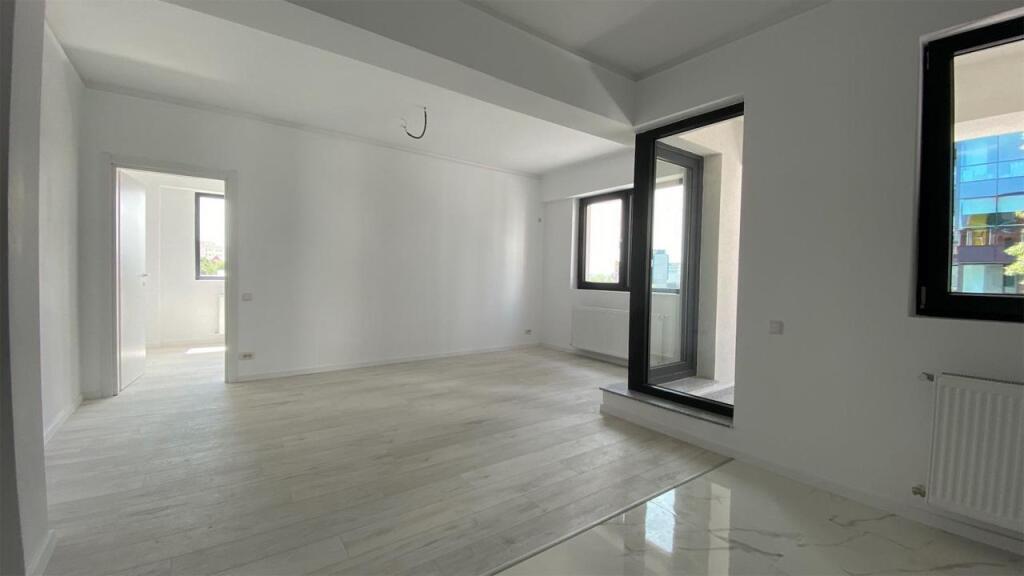 SHITET APARTAMENT 3+1 KOPSHTI BOTANIK