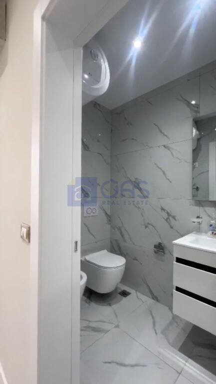 Apartament 1+1 për qira në rrugën e Kosovareve, Tiranë