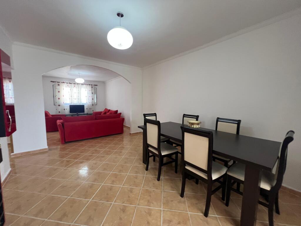 Apartament për Shitje në Pallat Ekzistues në Vlorë