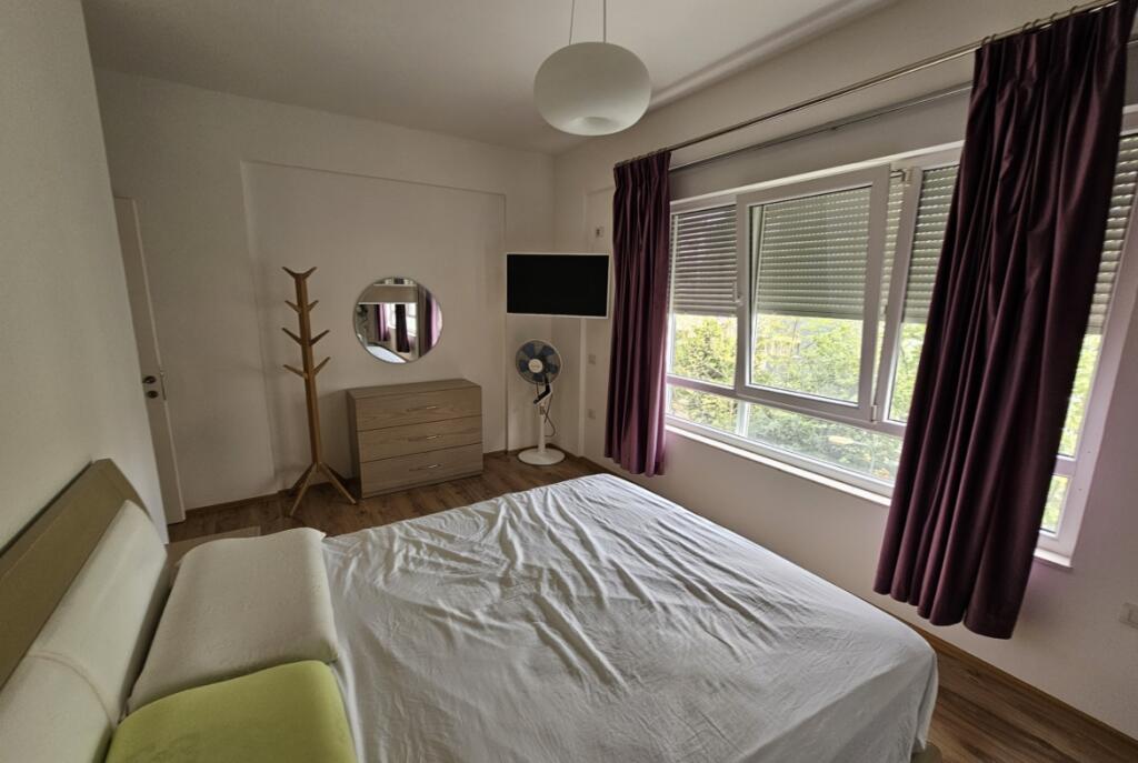 At Kompleksi FZ, 2+1+2 Garage Apartment for Rent!