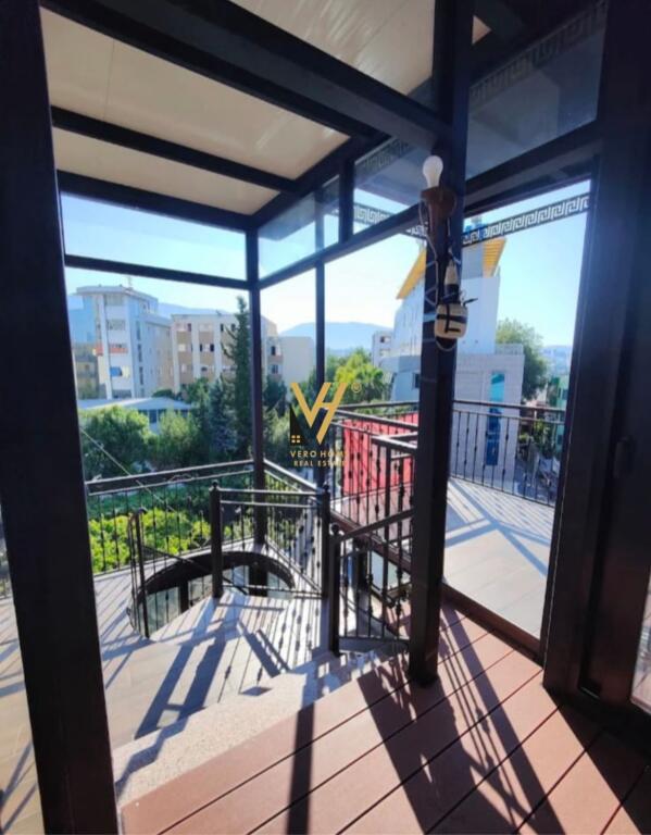 FOR SALE 5-STOREY HOTEL AND PRIVATE HOUSE ON ELBASAN STREET.