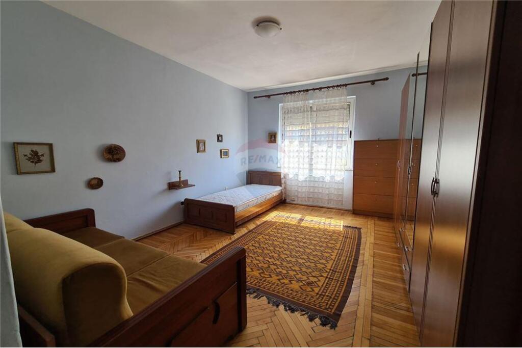 Apartament 2+1 me qira ne Qender!