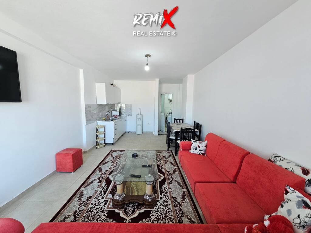 SHITET APARTAMENT 1+1 PRANE VALA PARK, STADIUMI - DURRES
