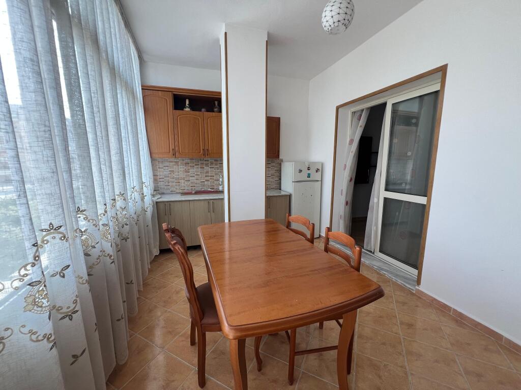 Apartament për Shitje në Pallat Ekzistues në Vlorë
