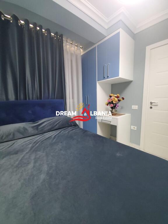 Apartament 2+1 me qera tek Selvia