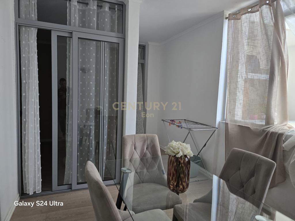 Apartament 2+1 Me Qira në Durrës - 104 m²