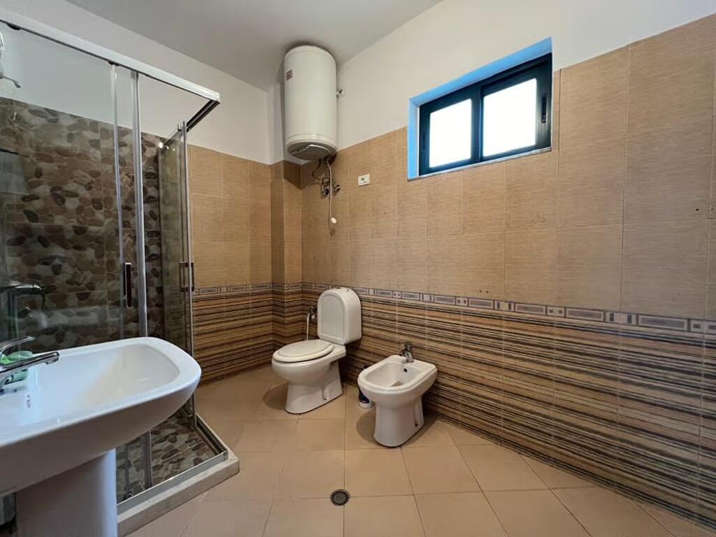 FOR RENT VILLA 450 M2 IN MJULL BATHORE