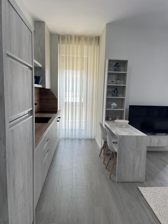 Apartament 1+1 për qira në Rradhime