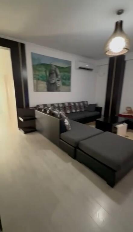 SHITET APARTAMENT 2+1 PRANE BULEVARDIT TE RI, TIRANE