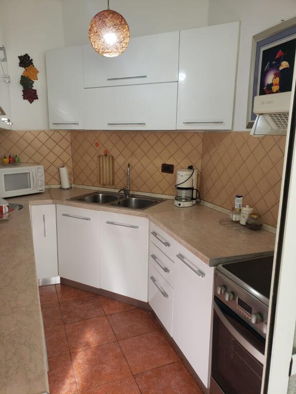 For rent 2+1 at Komuna e Parisit, kika 2