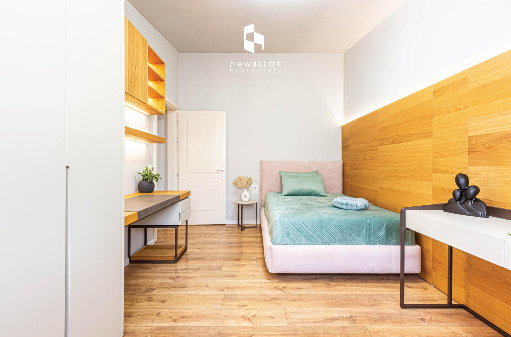 Shitet:✨️ Penthouse (Perfekt) (Pamje Ballore - 📍Liqeni i Thatë) (3+1 kuzhinë Veç / 4+1) - 100% I Investuar me Cilëai Premium, Dhe Çmim Okazion për Tregun!
