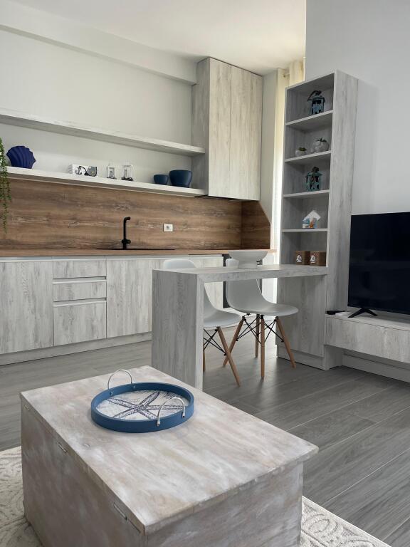 Apartament 1+1 për qira në Rradhime