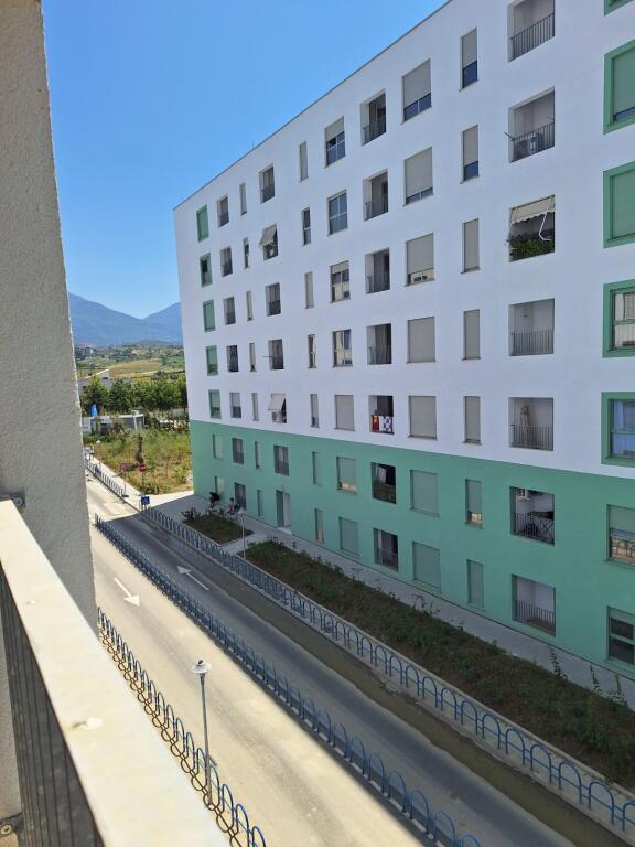 2+1 APARTMENT FOR RENT (Kaimi Complex, Ali Demi, Tirana) NO COMMISSION