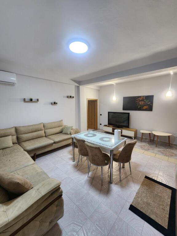 JEPET ME QERA SUPER APARTAMENT 1+1 NE VOLLGA DURRES