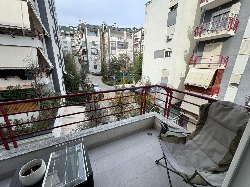 In vendita Appartamento 2+1+2+Posto Auto, Liqeni i Thate