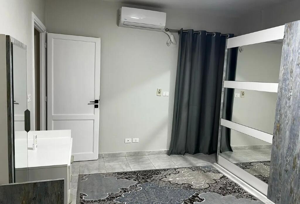 Apartament Me Qera 2+1 Tek Rruga e Durresit (ID B220930) Tirane