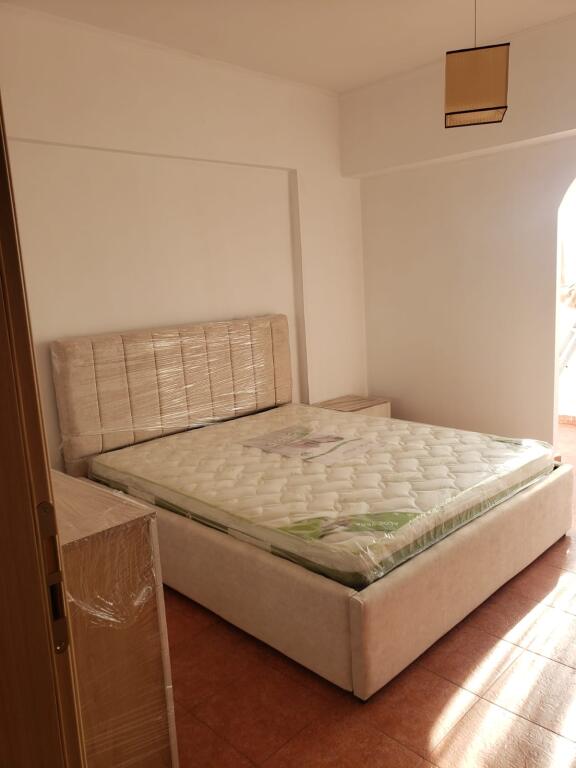 For rent 2+1 at Komuna e Parisit, kika 2