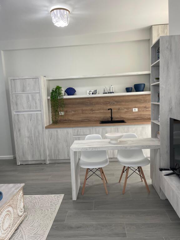 Apartament 1+1 për qira në Rradhime
