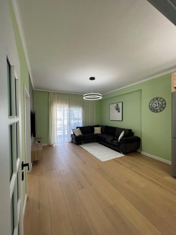 📍 Astir, vicino a Vila L 📃 Vendiamo un appartamento 1+1