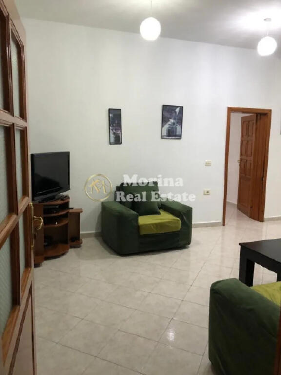 Qera, Hyrje Private 1+1, Vilat Amerikane