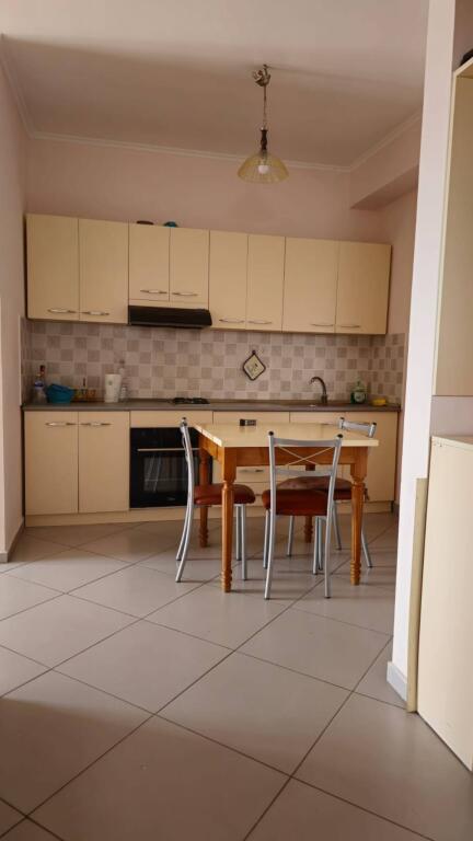 Vila me qera 1+1 tek Rruga Elbasanit (ID BV22456) Tirane.