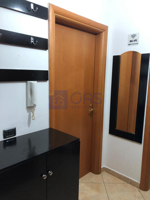 Apartament 1+1 për qira në Qendër