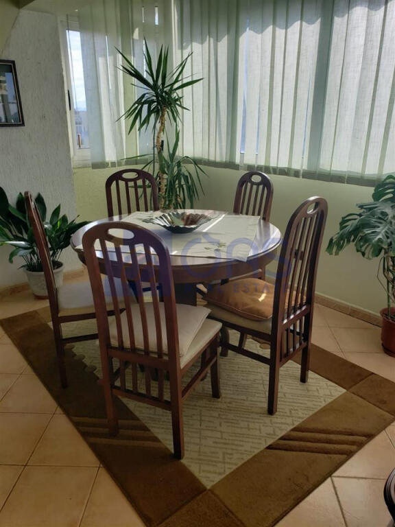 Apartment 2+1 for rent in Komuna e Parisit