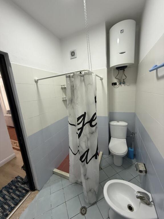 Apartament 1+1 për qira në Astir pranë vilës L2