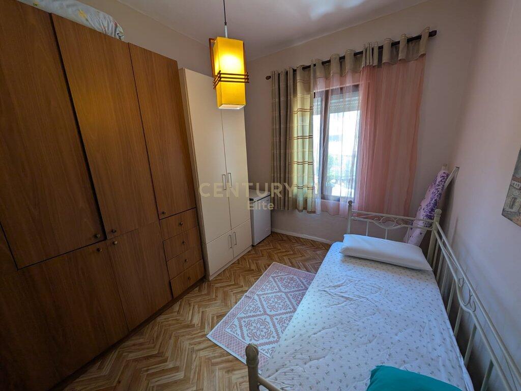qira apartament 2+1 prane stadiumit Dinamo.