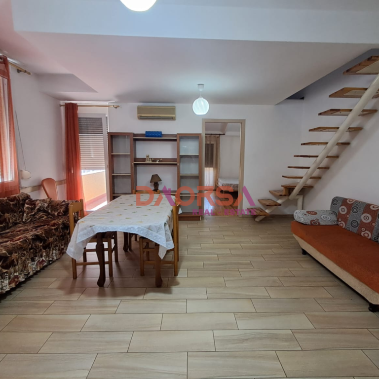 Appartamento 1+1 in affitto al 4° piano di una villa, Durazzo