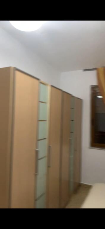 Apartament për qera tek Ali Visha në gjendje super