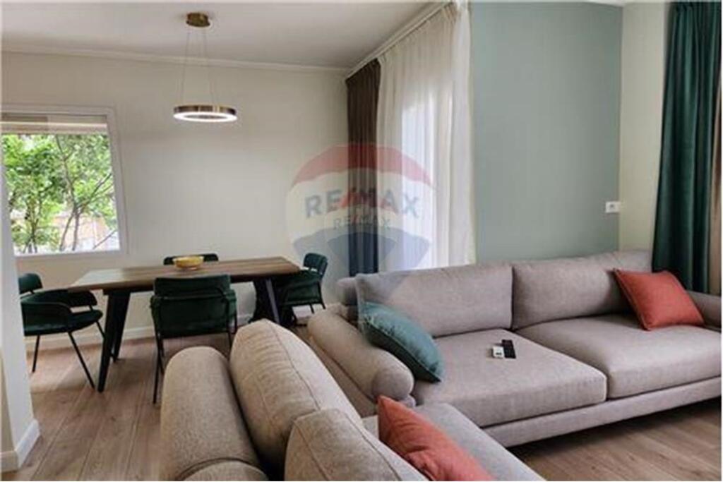 2+1 APARTMENT FOR RENT AT KOMUNA E PARISIT!
