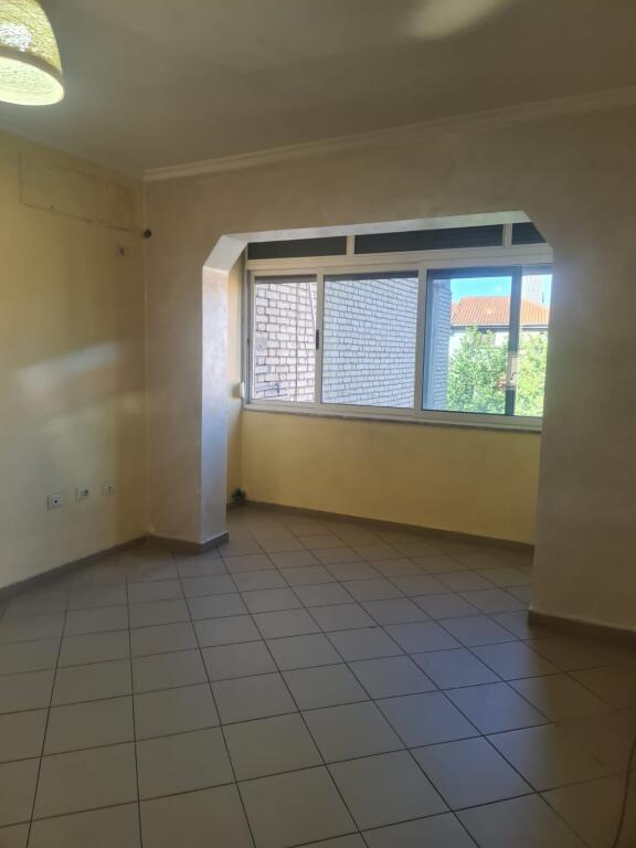 APARTAMENT 1+1 NE SHITJE - ALI DEM