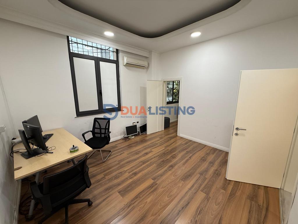 For Rent Space Floor 0, 200 m2 in Bllok