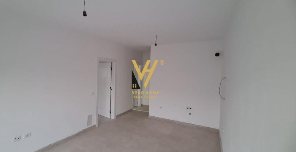 OFFICE FOR RENT 57 M2 NEW UNFURNISHED