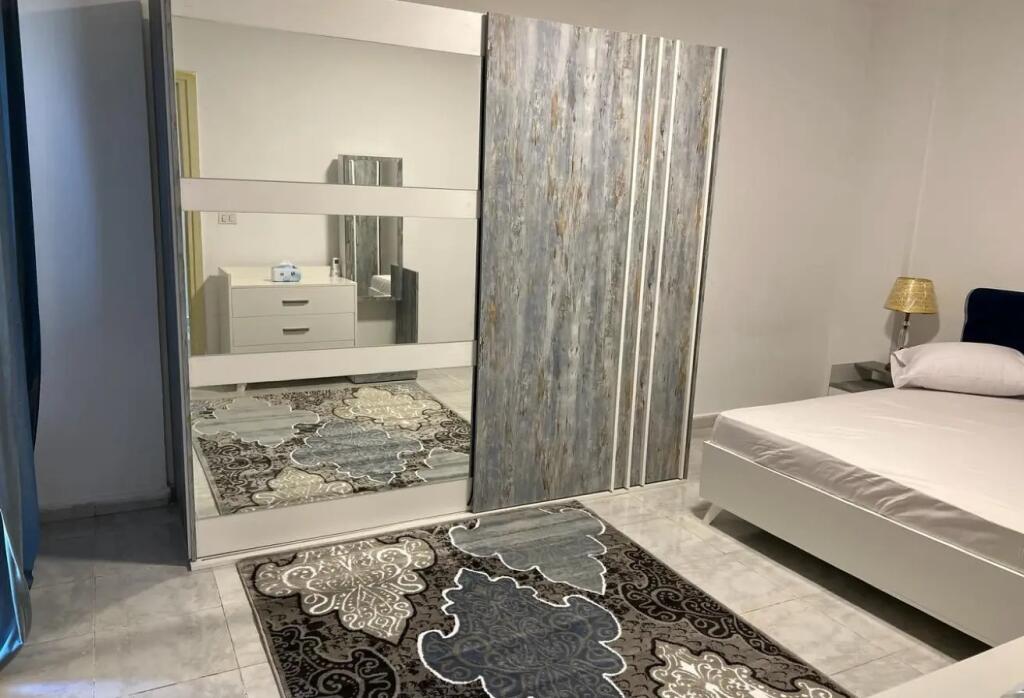 Apartament Me Qera 2+1 Tek Rruga e Durresit (ID B220930) Tirane