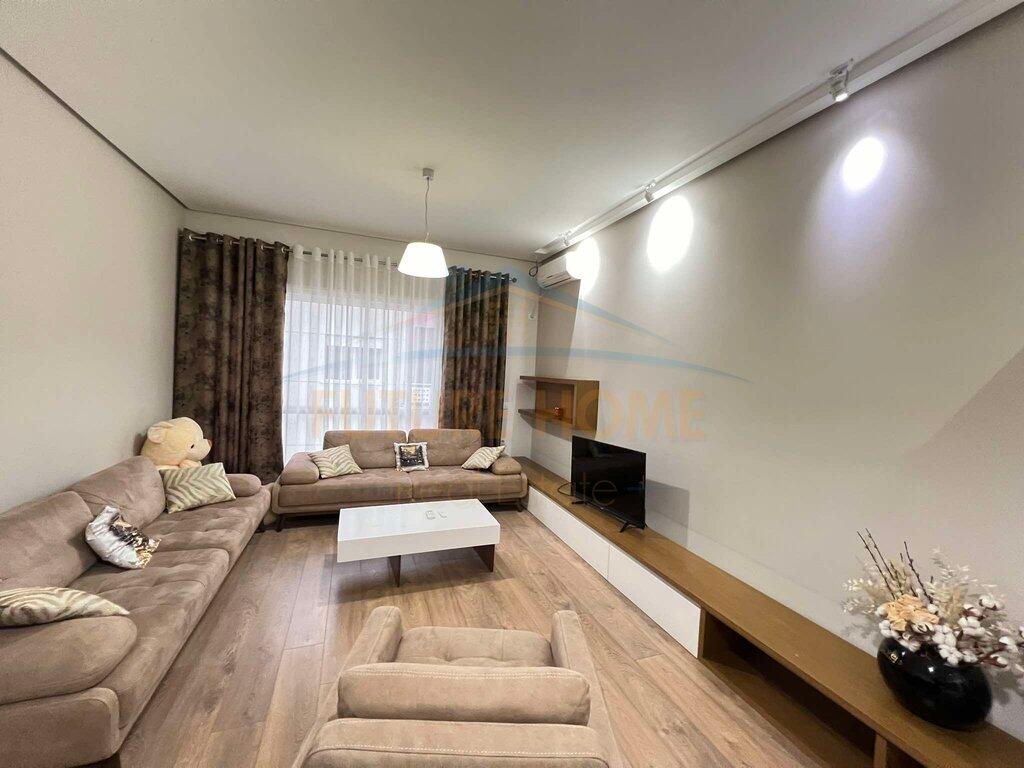 Shitet Apartament 1+1, Kopshti Botanik