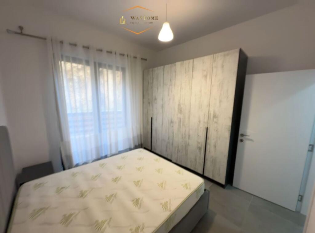 Shtepi me qera 1+1+Parkim tek Kodra e Diellit 2
