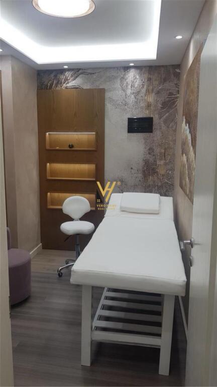 JEPET AMBIENT 50M2 ME QERA TE BRRYLI