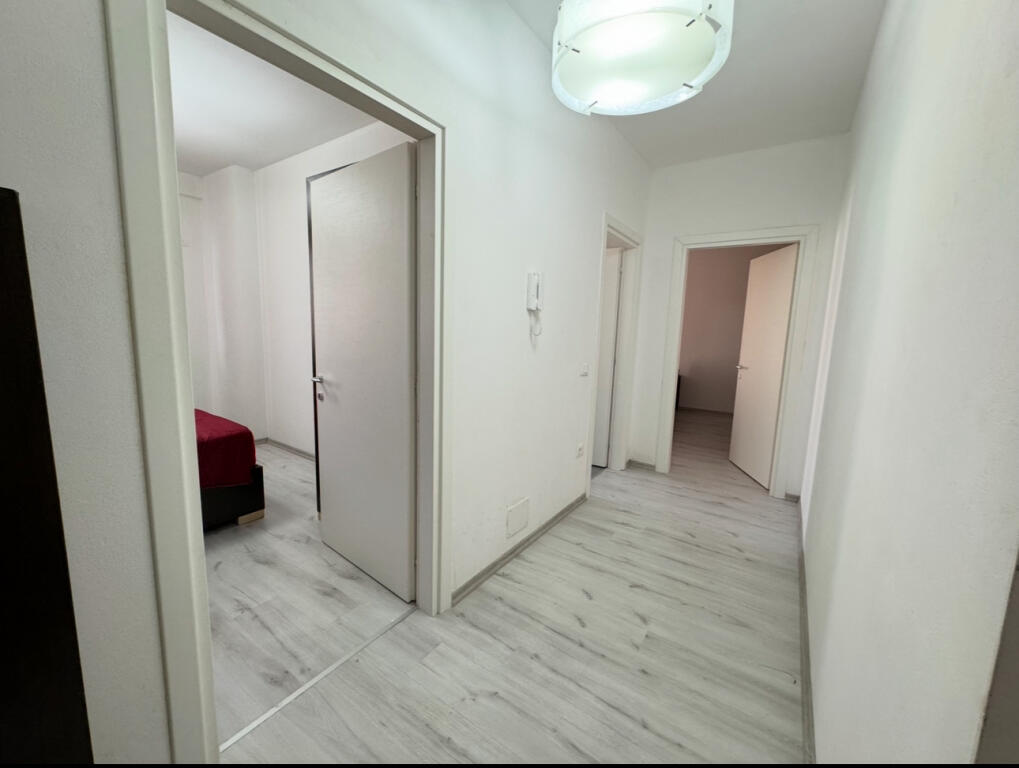 APARTAMENT 1+1 PËR QIRA NË ASTIR!